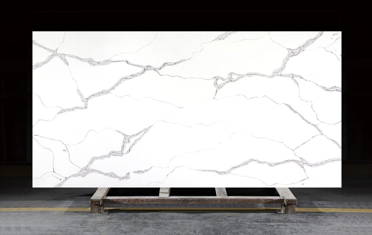 Calacatta Aurora quartz slab, CN7011